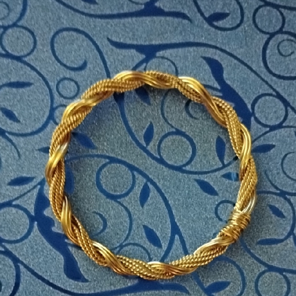 18K GOLD PLATING OVER STERLING SILVER CRAFTED IN INDIA BOUGHT IN FLORENCE ITALY